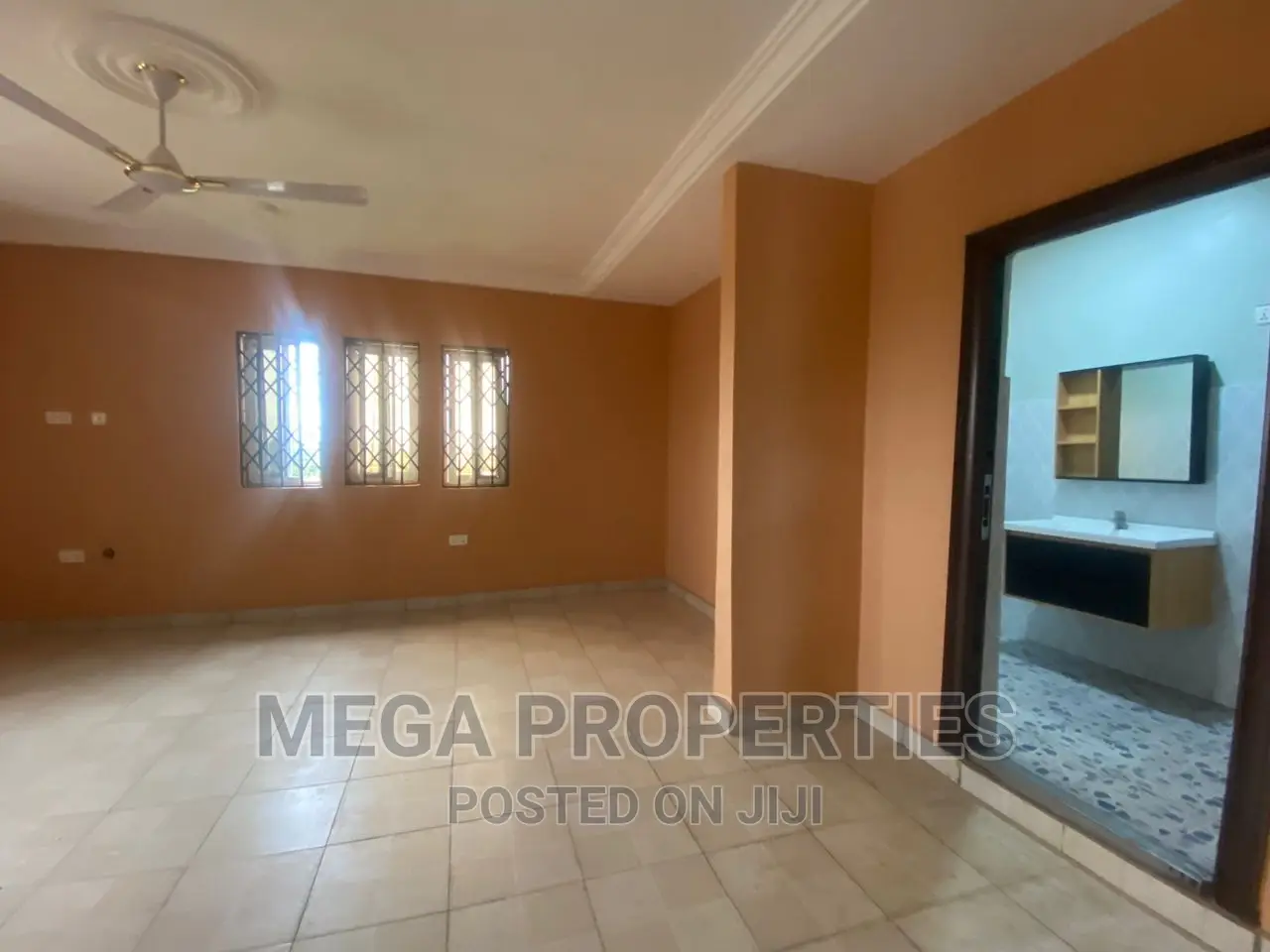 3bdrm Apartment in Pokuase for rent in Pokuase