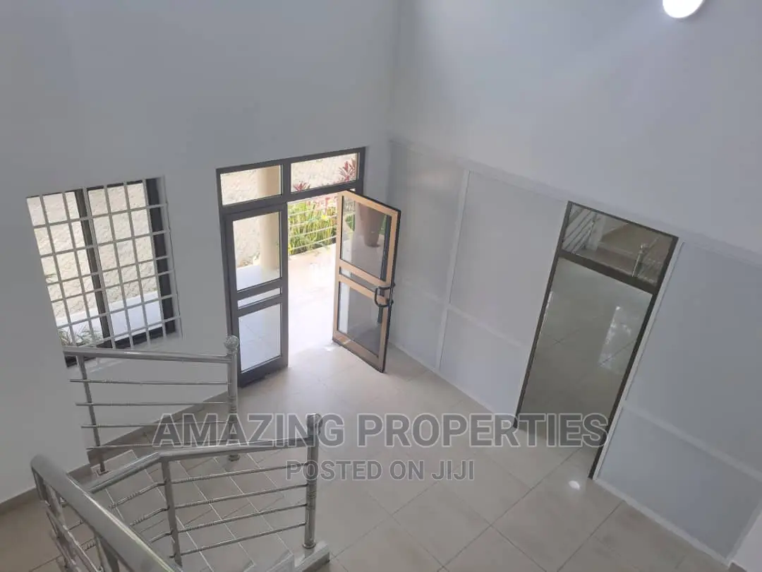 6bdrm House in Cantonments for rent in Cantonments