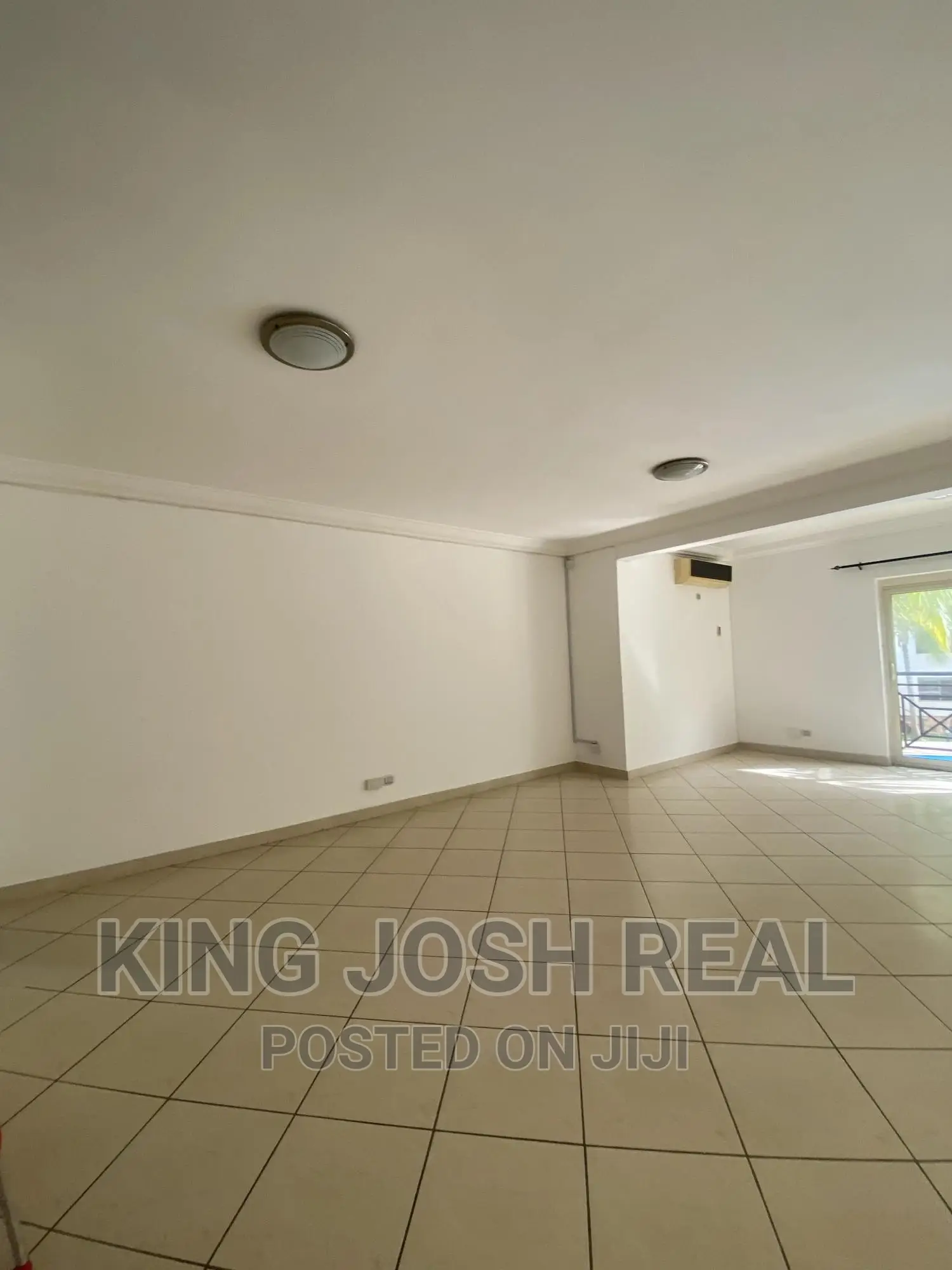 3bdrm Apartment in Villagio, Airport Residential Area for rent in Airport Residential Area