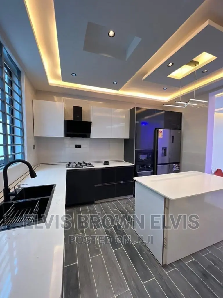 4bdrm House in Botwe Lakesid for sale in Ashaley Botwe