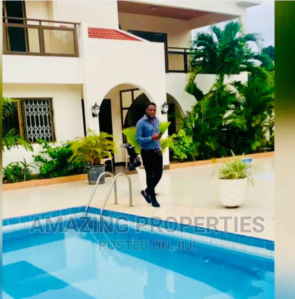5bdrm House in East Legon for rent in East Legon