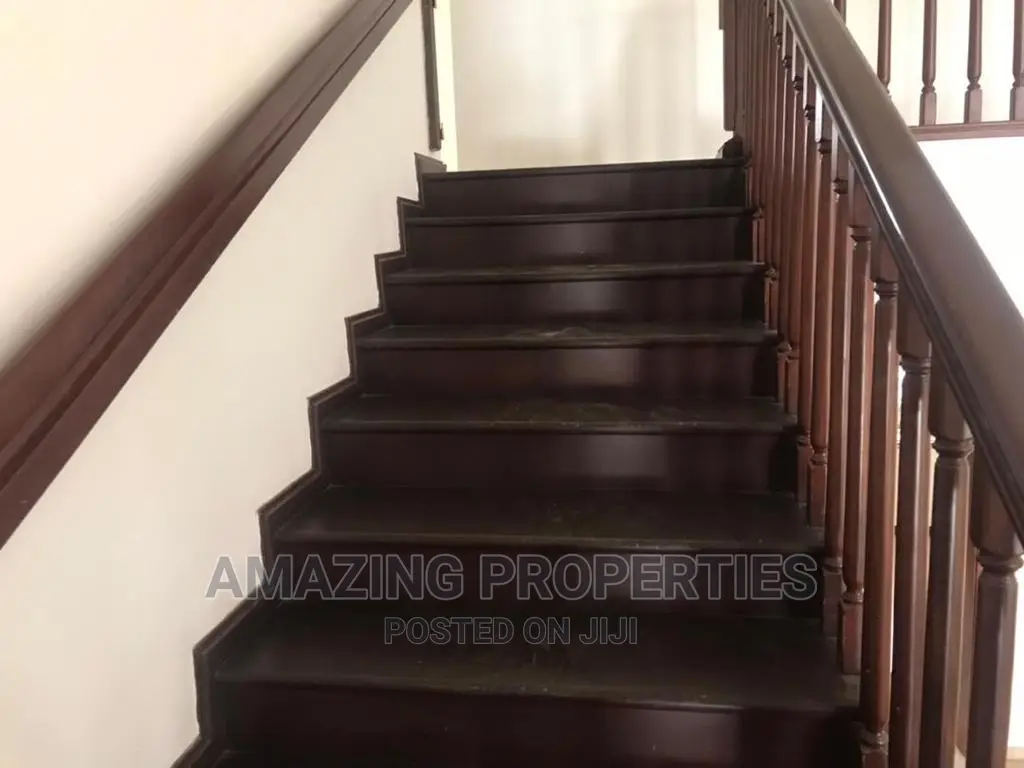 5bdrm House in East Legon for rent in East Legon