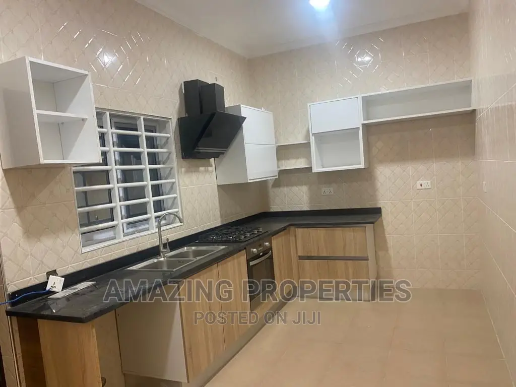 3bdrm House in Spintex for rent in Spintex