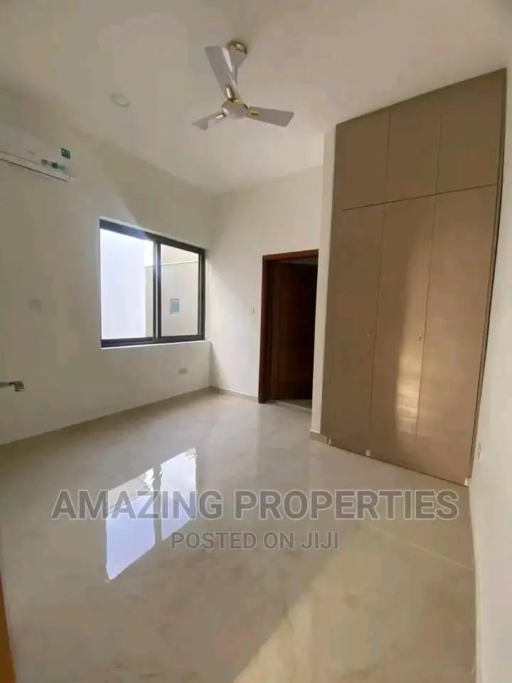4bdrm House in East Legon for sale in East Legon