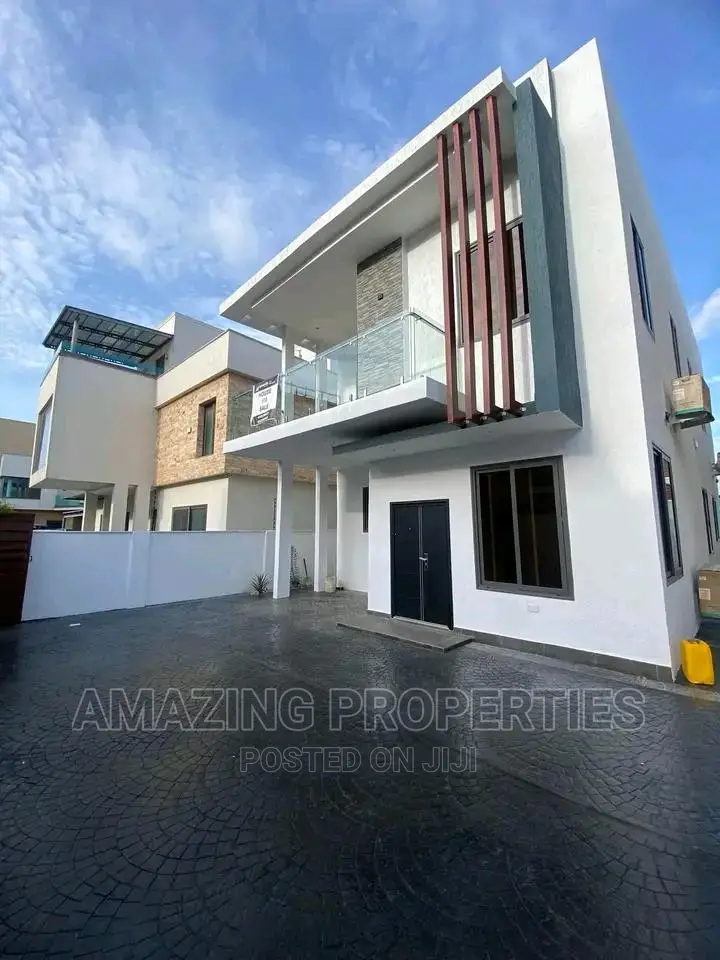 4bdrm House in East Legon for sale in East Legon