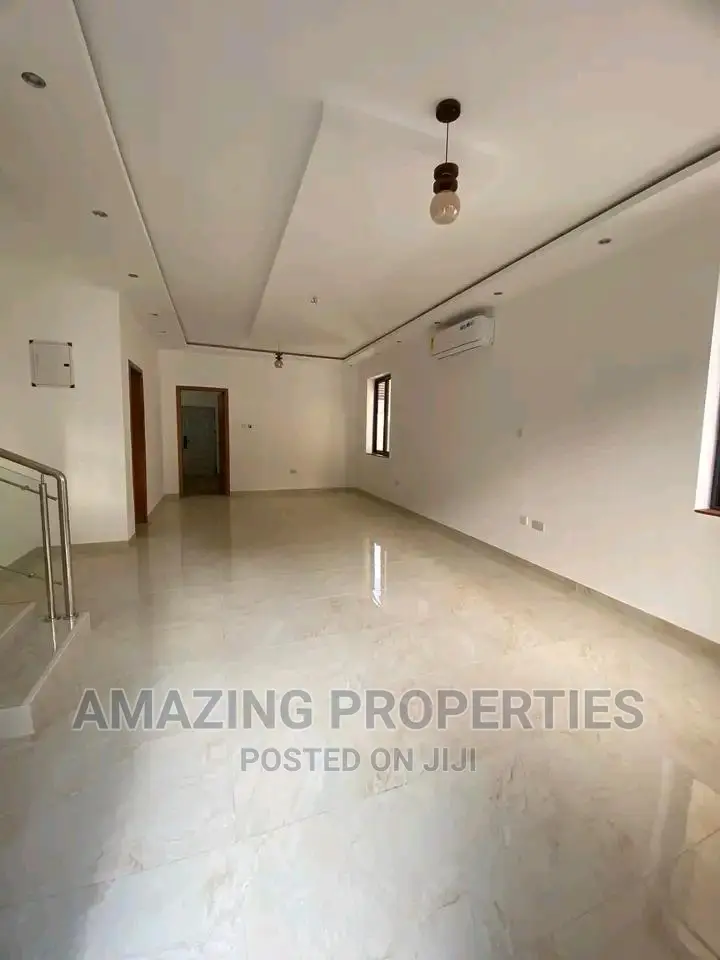 4bdrm House in East Legon for sale in East Legon