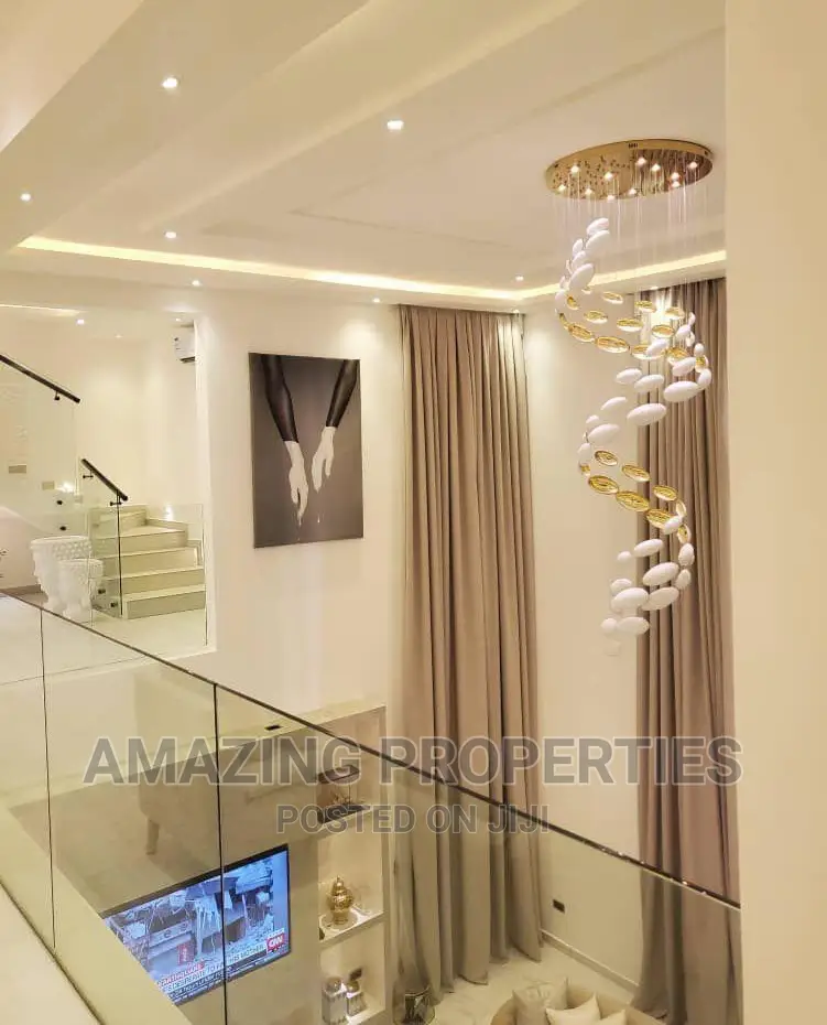 5bdrm House in East Legon for sale in East Legon