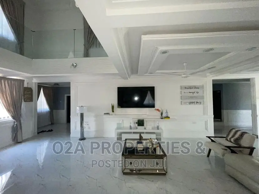 Furnished 4bdrm House in West Hills Mall Area for sale in West Hills Mall Area