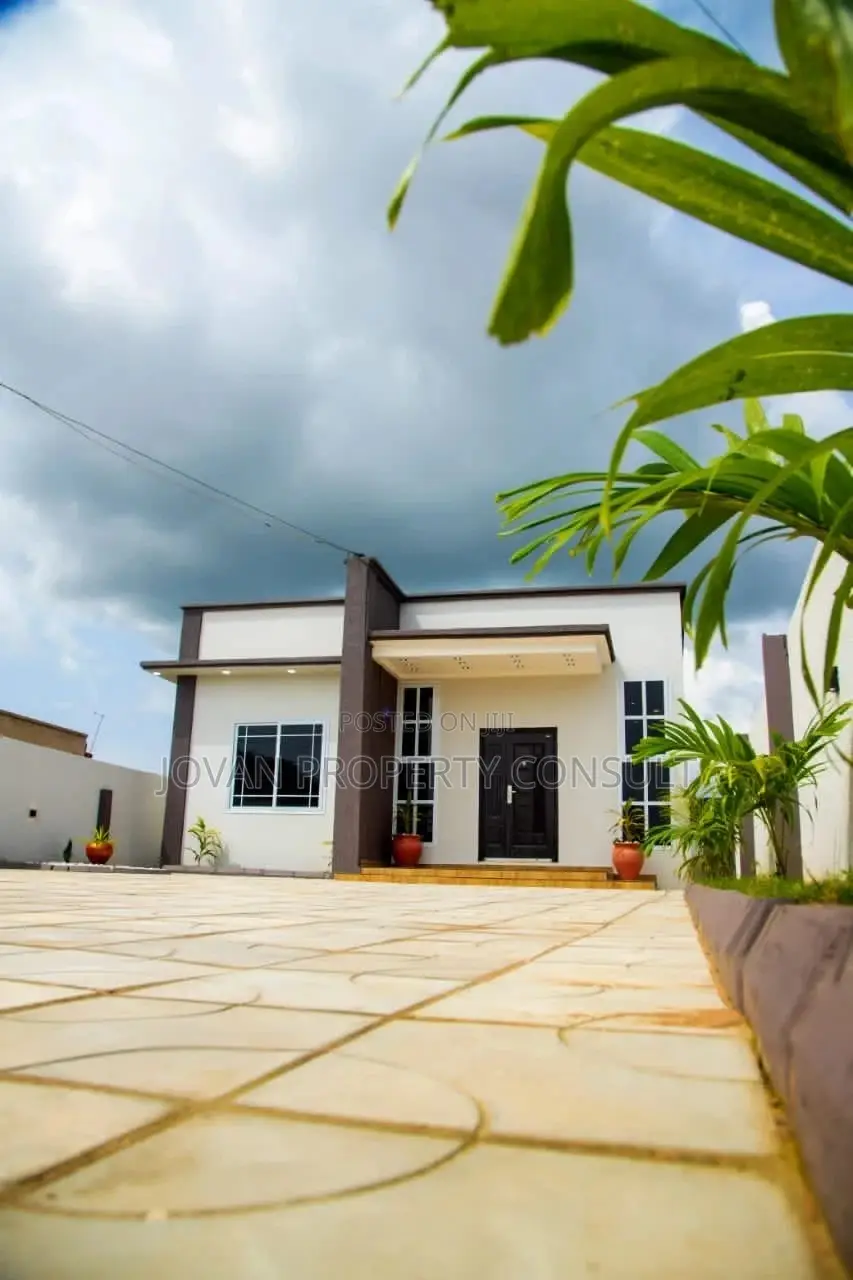 3bdrm House in Amasaman Satellite for sale in Amasaman