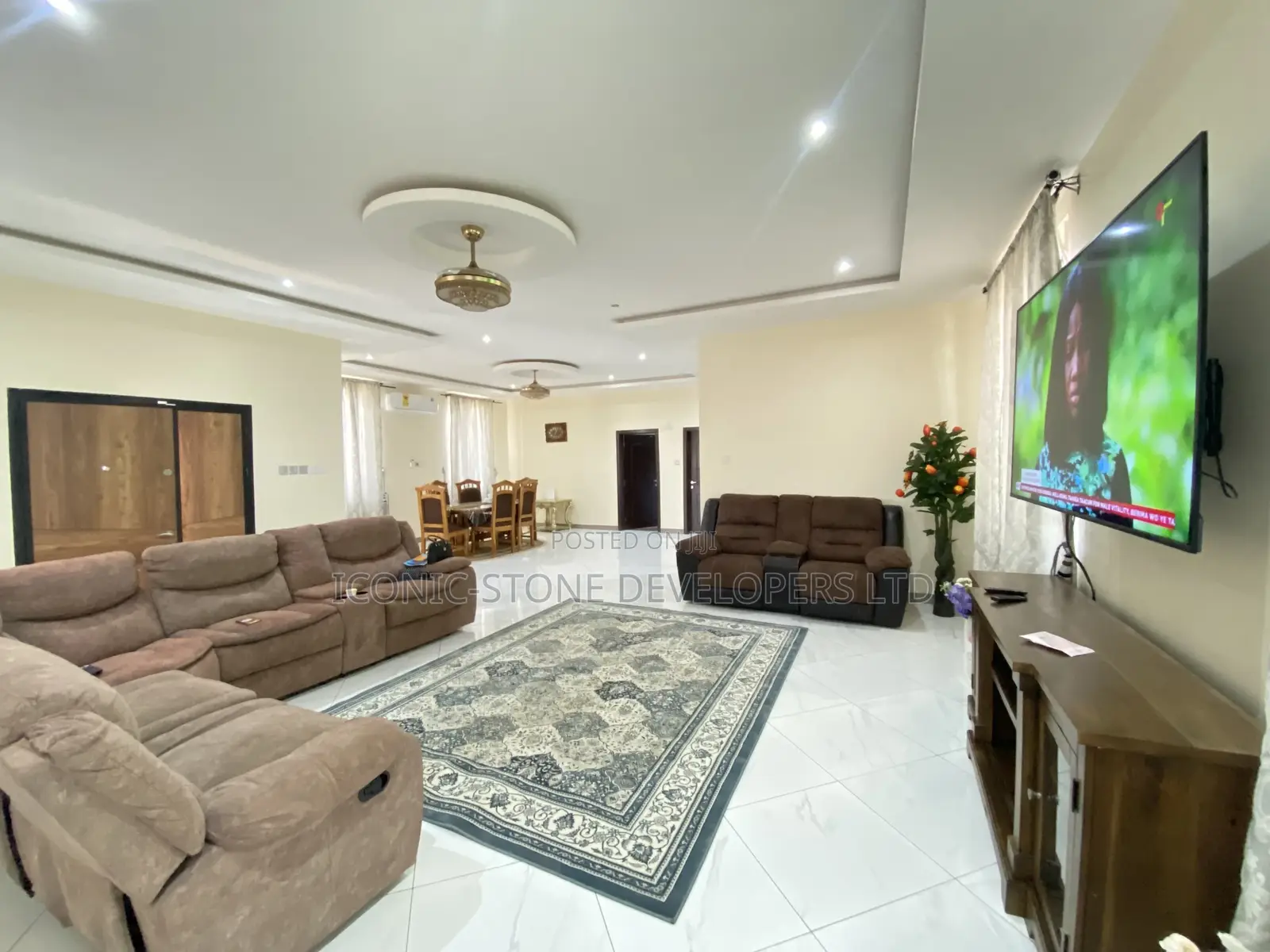 Furnished 4bdrm House in Lakeside, Ashaley Botwe for sale in Ashaley Botwe