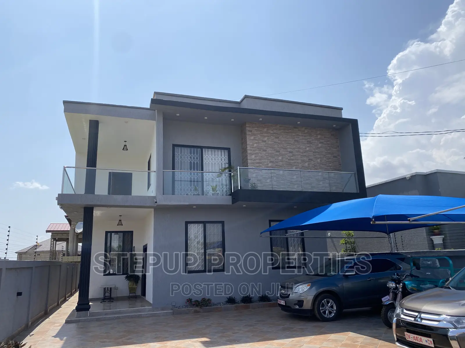 Furnished 4bdrm House in Lakeside, Ashaley Botwe for sale in Ashaley Botwe
