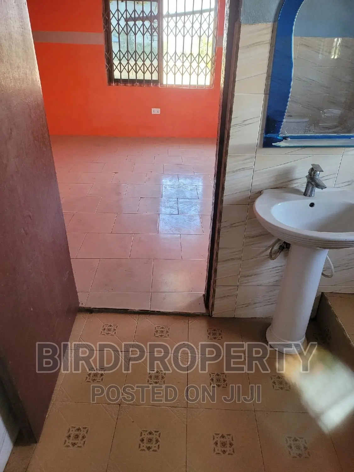 1bdrm Apartment in Birdproperty, School Junction for rent in School Junction