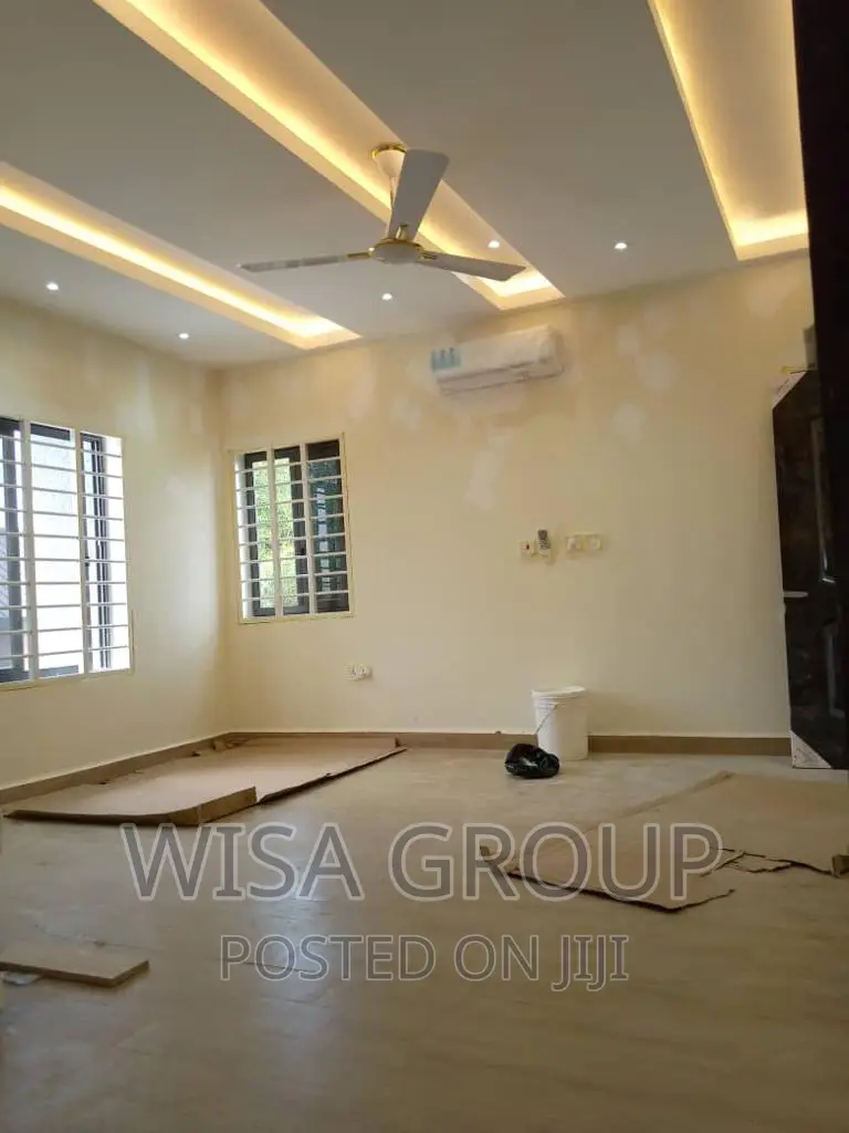 4bdrm Duplex in Wisa Groups, Accra Metropolitan for sale in Accra Metropolitan