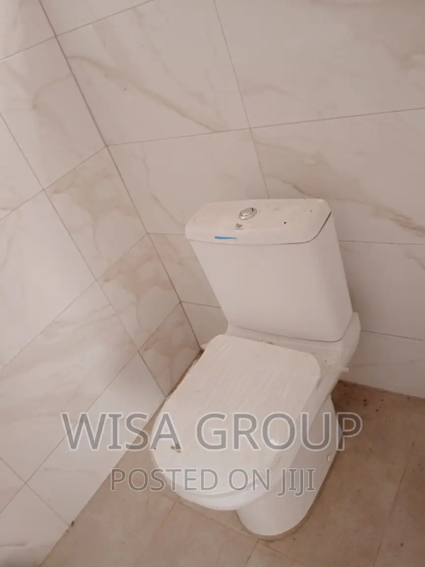 6bdrm Duplex in Wisa Groups, Accra Metropolitan for rent in Accra Metropolitan