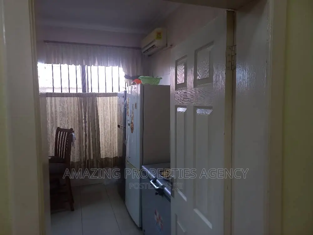 5bdrm House in Dzorwulu for sale in Dzorwulu