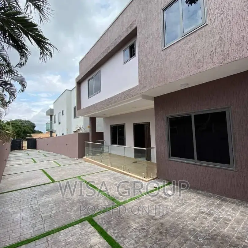 3bdrm Duplex in Wisa Groups, Dome for sale in Dome