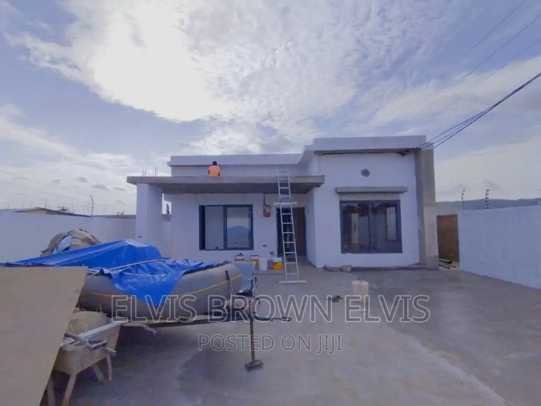 3bdrm House in Botwe Lakesid for sale in Ashaley Botwe