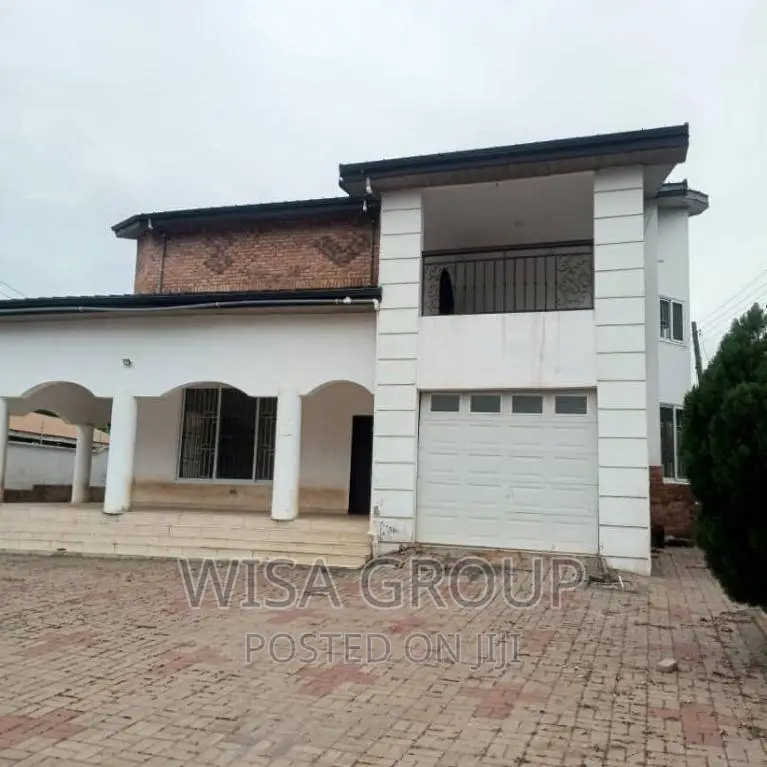 6bdrm Duplex in Wisa Groups, Accra Metropolitan for rent in Accra Metropolitan