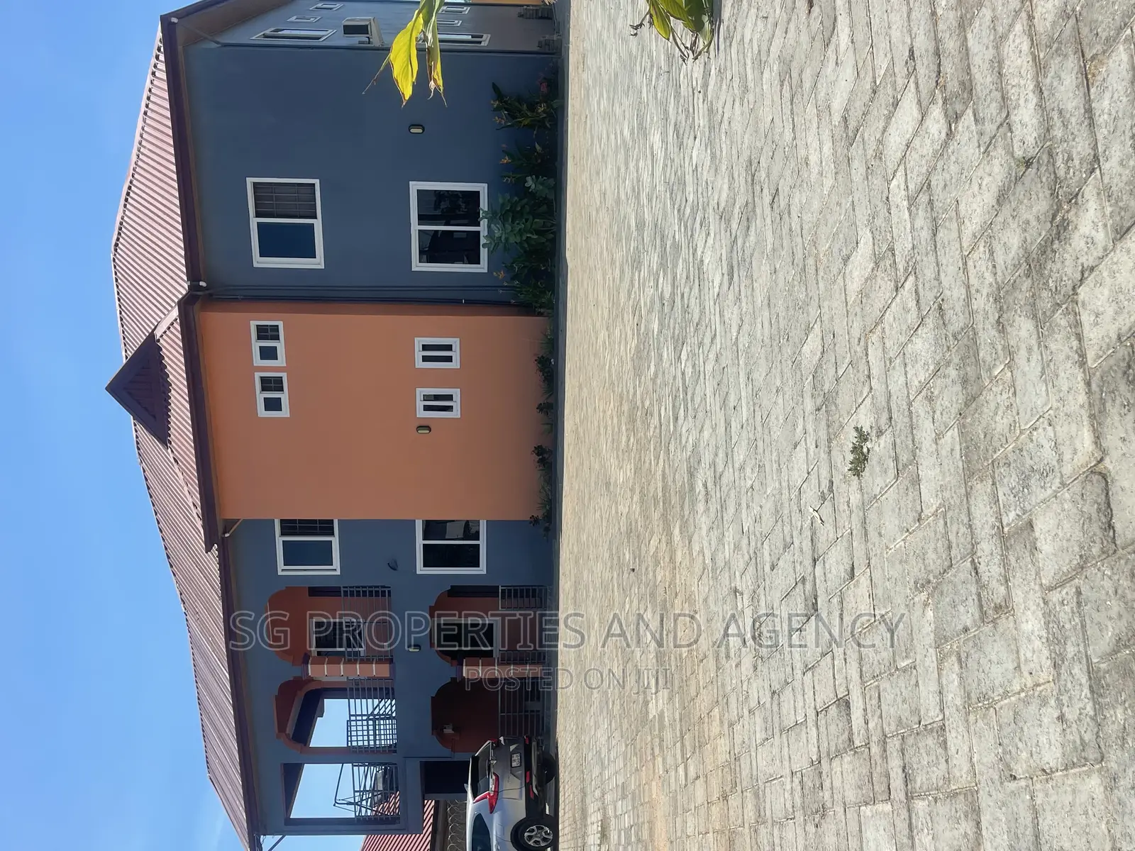 3bdrm Apartment in Sakumono, Spintex for rent in Spintex