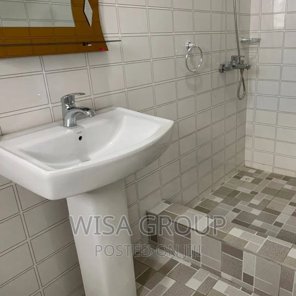 4bdrm Duplex in Wisa Groups, Accra Metropolitan for sale in Accra Metropolitan