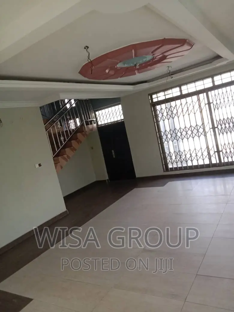 4bdrm Duplex in Wisa Groups, Accra Metropolitan for rent in Accra Metropolitan
