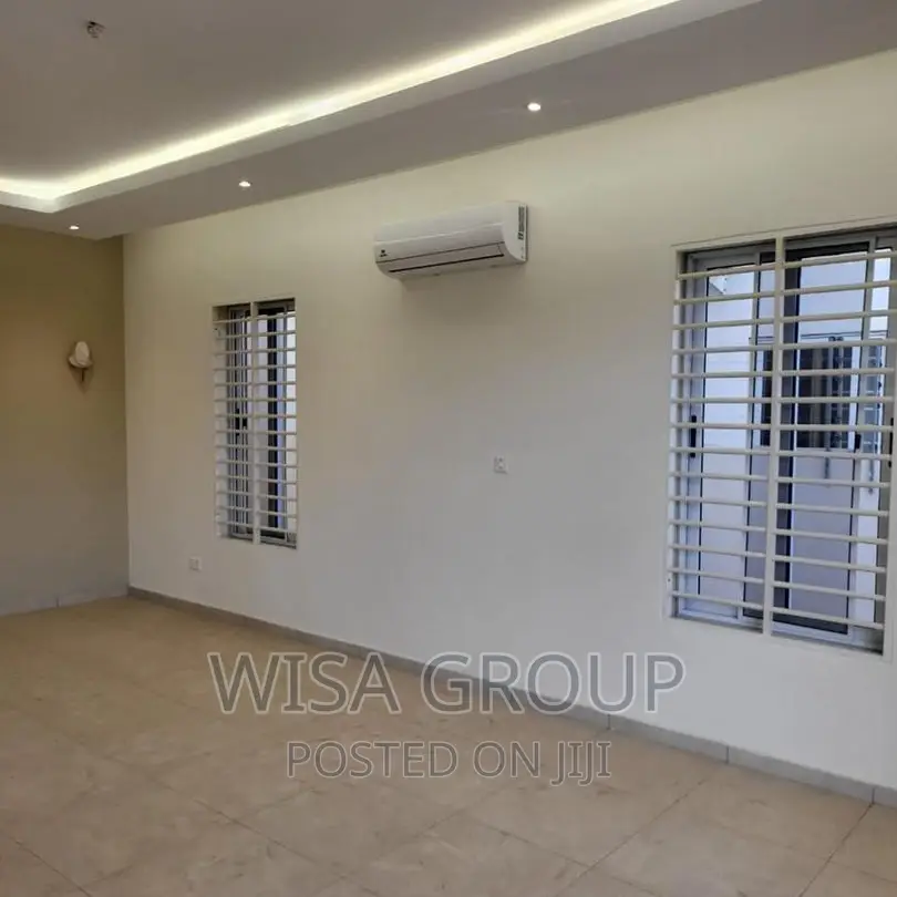 4bdrm Duplex in Wisa Groups, Accra Metropolitan for sale in Accra Metropolitan