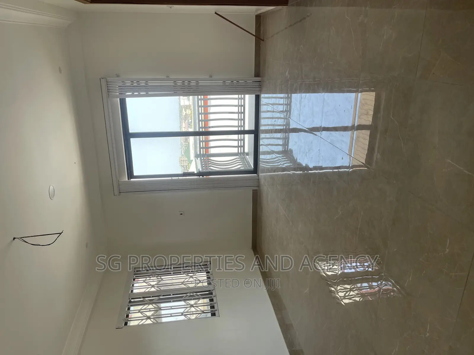 3bdrm Apartment in Lashibi, Spintex for rent in Spintex
