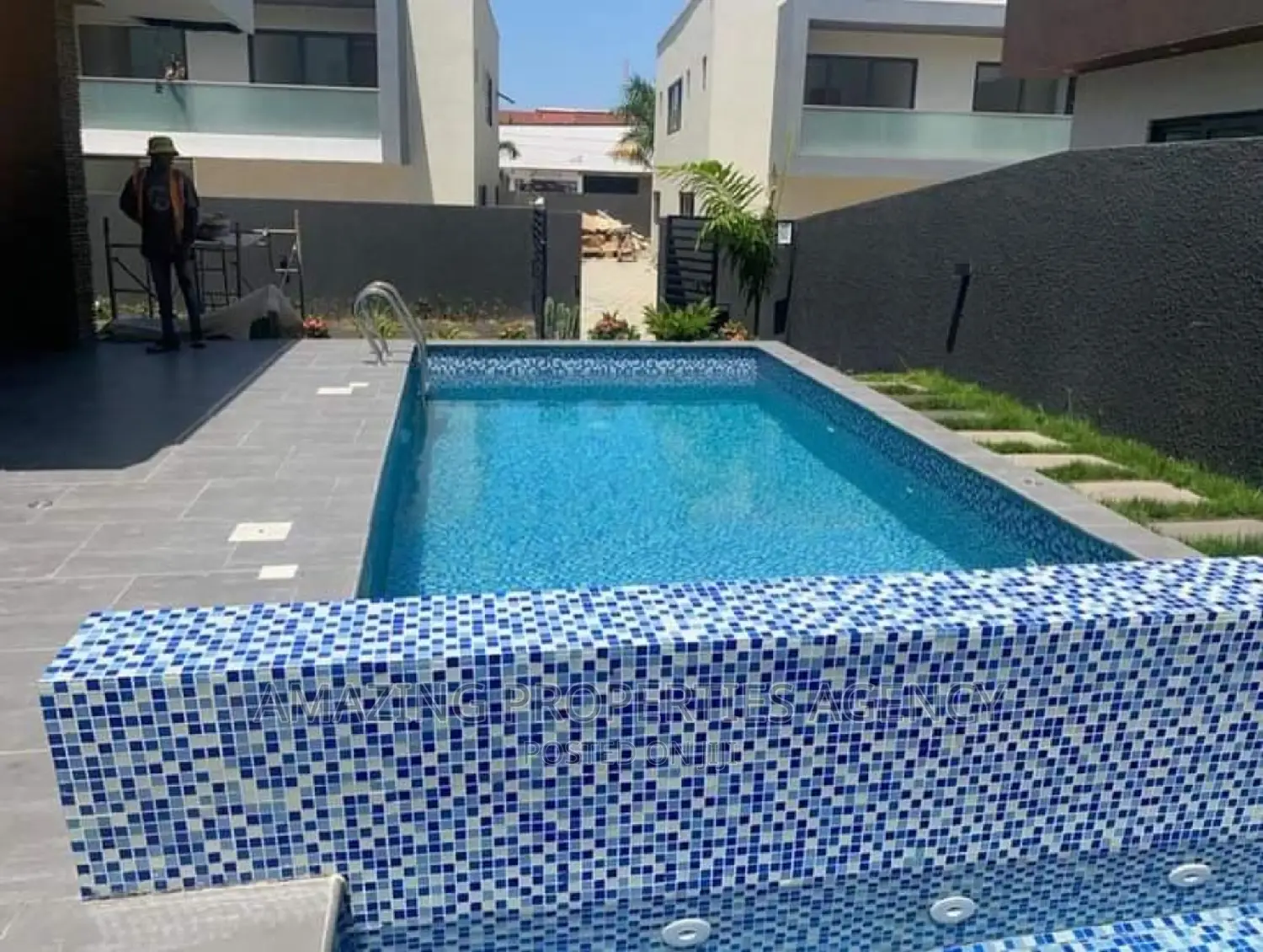 Furnished 4bdrm House in Cantonments for rent in Cantonments