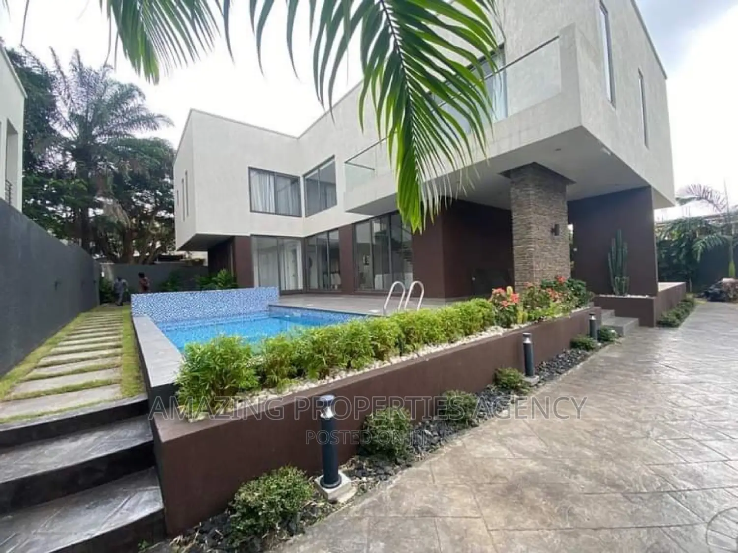 Furnished 4bdrm House in Cantonments for rent in Cantonments