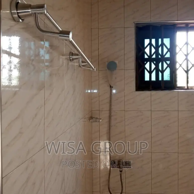 5bdrm House in Wisa Groups, Accra Metropolitan for rent in Accra Metropolitan