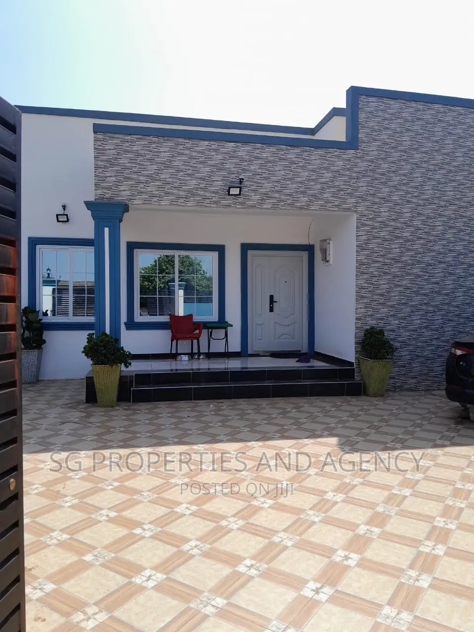3bdrm House in Kfc, Spintex for rent in Spintex