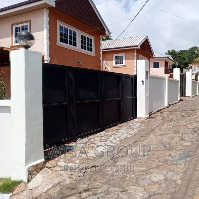 Furnished 5bdrm Duplex in Wisa Groups, Accra Metropolitan for rent in Accra Metropolitan