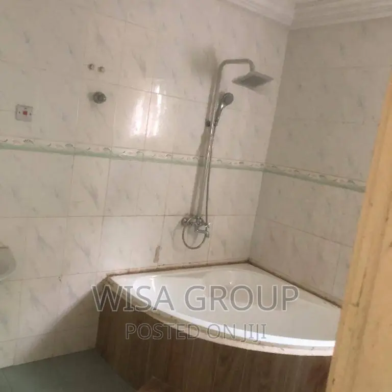 4bdrm Duplex in Wisa Groups, Accra Metropolitan for rent in Accra Metropolitan
