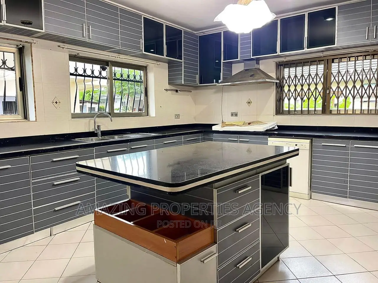 4bdrm House in Cantonments for rent in Cantonments