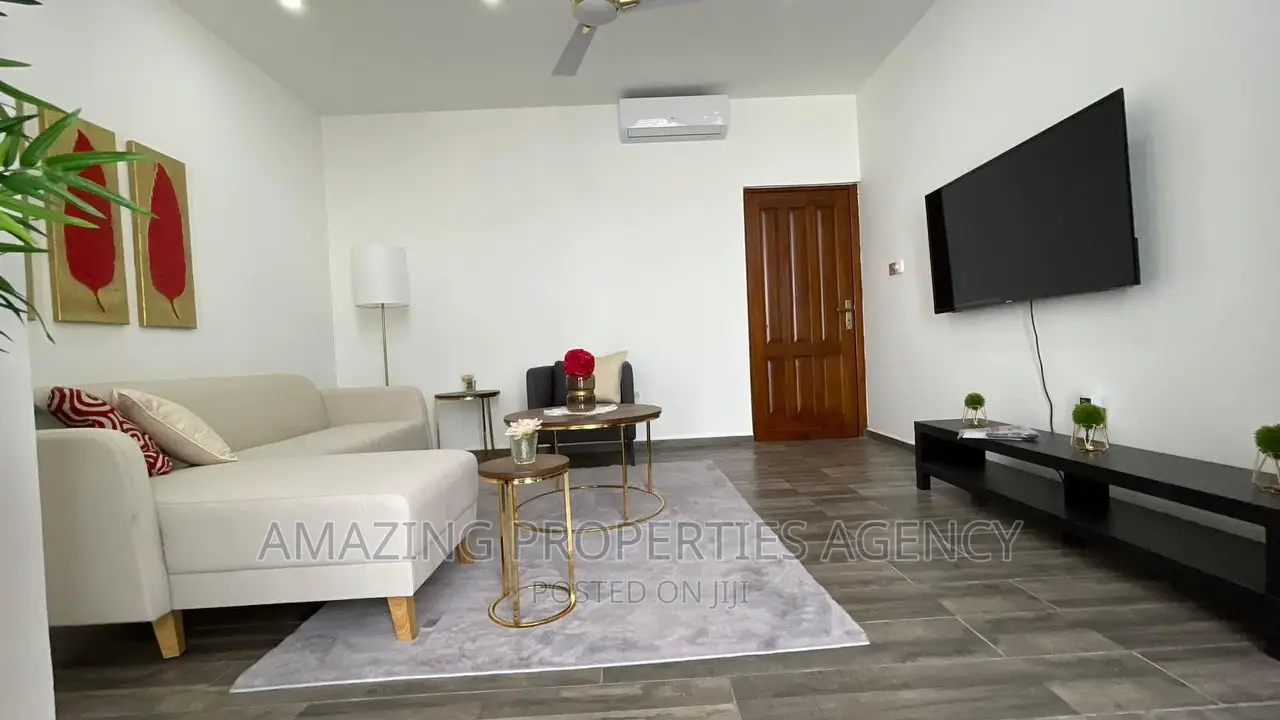 Furnished 4bdrm House in Labone for rent in Labone