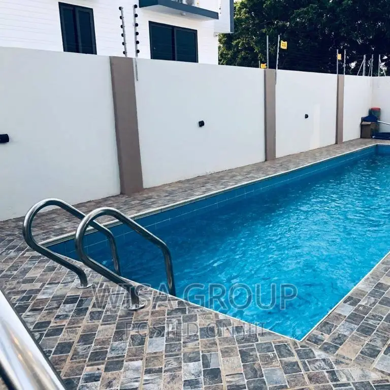 4bdrm Duplex in Wisa Groups, Accra Metropolitan for sale in Accra Metropolitan