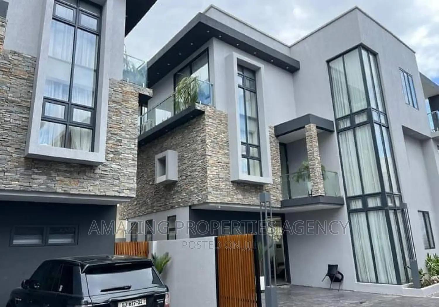 Furnished 5bdrm House in Cantonments for rent in Cantonments