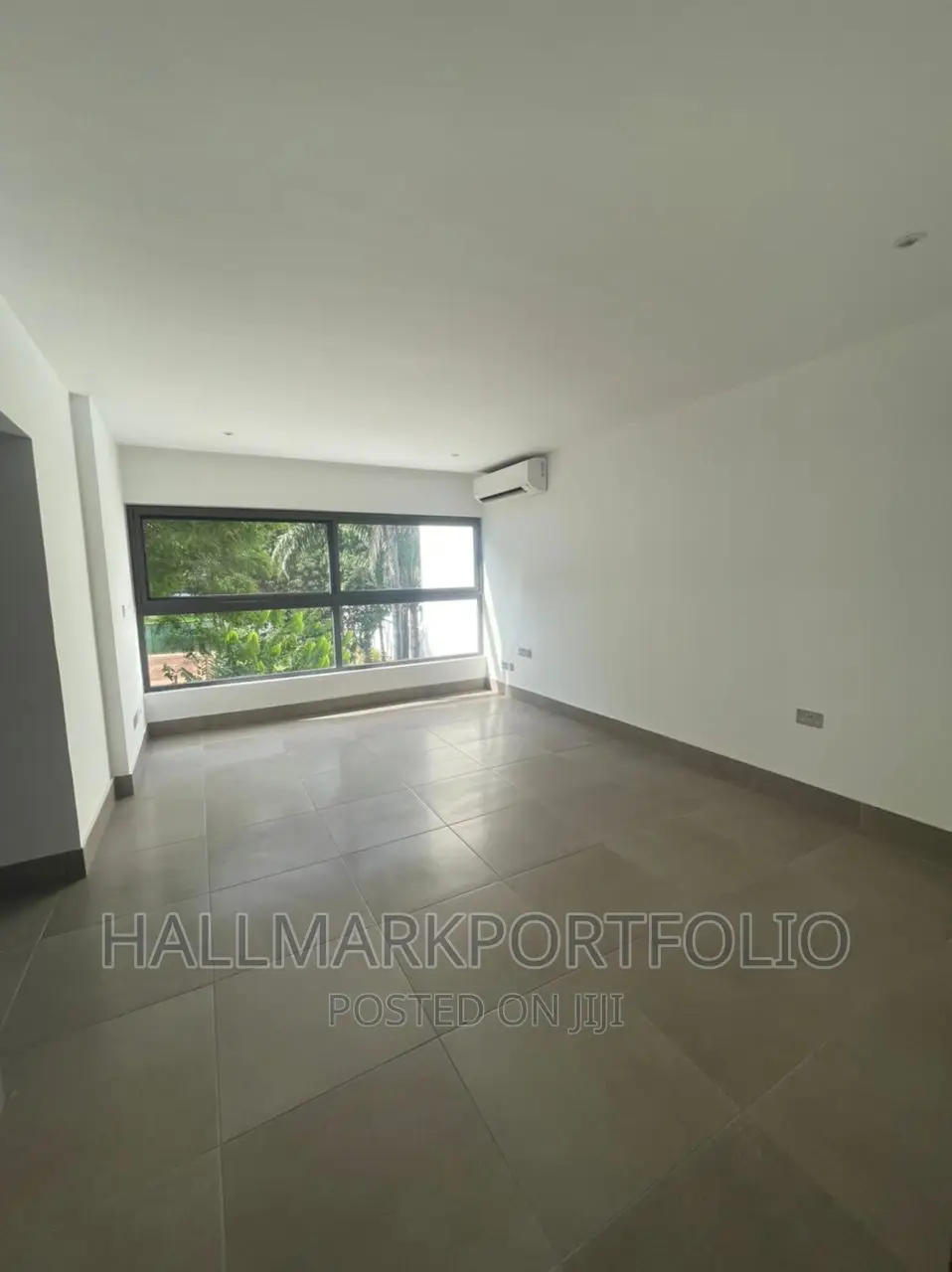 4bdrm Townhouse / Terrace in Cantonments for rent in Cantonments