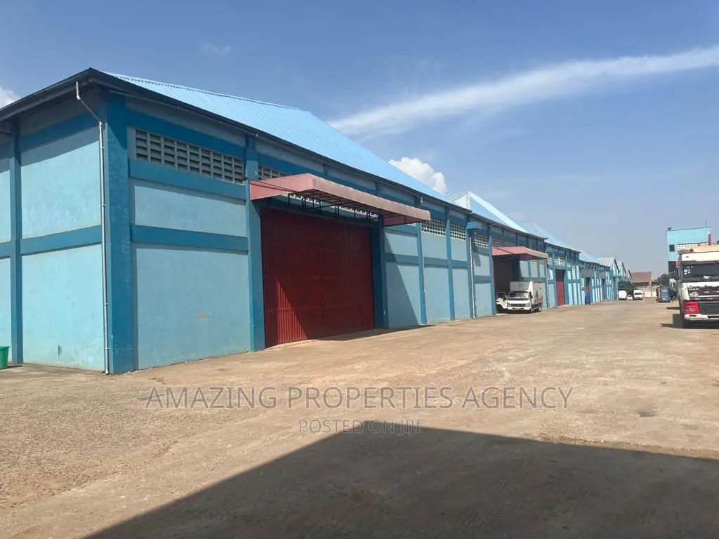 3000sqm for Rent at Spintex in Spintex