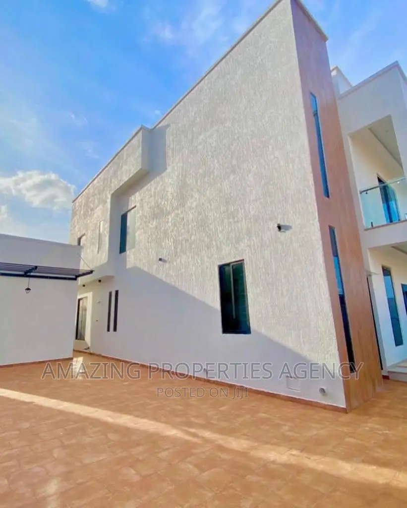 4bdrm House in Spintex for sale in Spintex