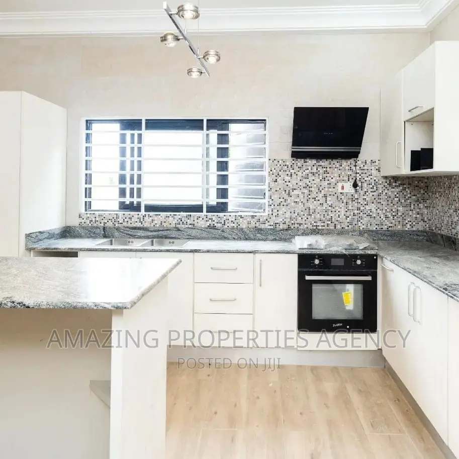 4bdrm House in Spintex for sale in Spintex