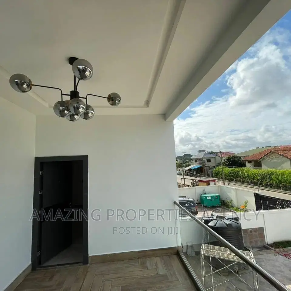 4bdrm House in Spintex for sale in Spintex