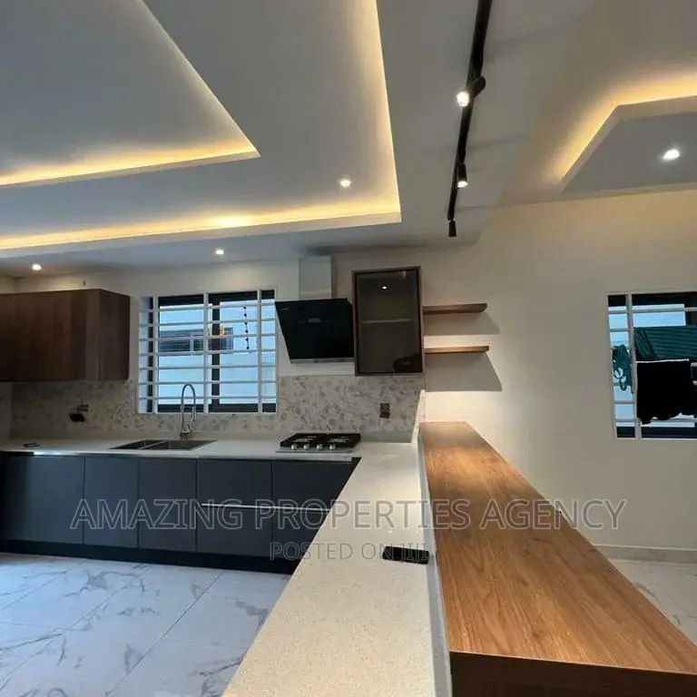 4bdrm House in Spintex for sale in Spintex