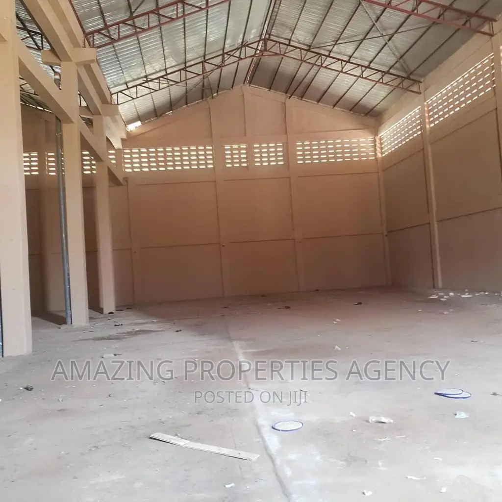 1000sqm Warehouse for Rent at Spintex in Spintex