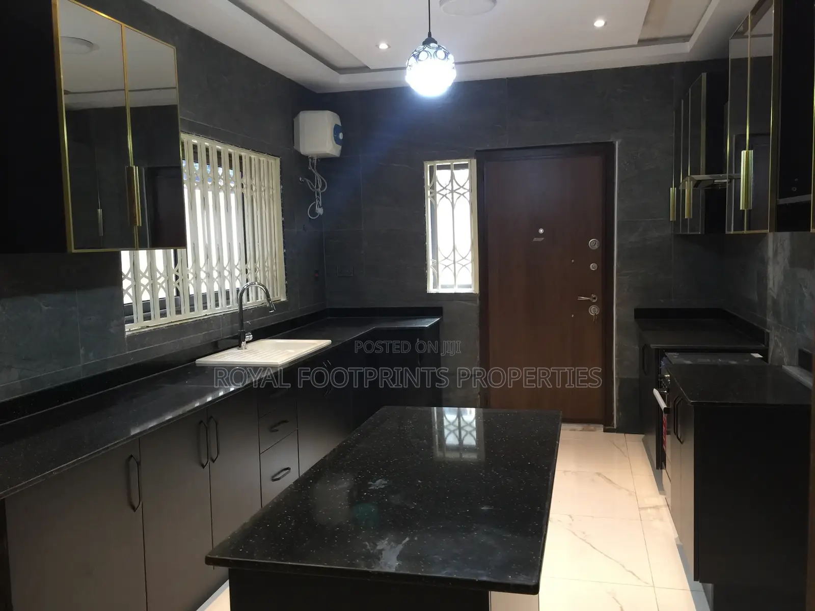 5bdrm House in Royal Footprints, East Legon for sale in East Legon