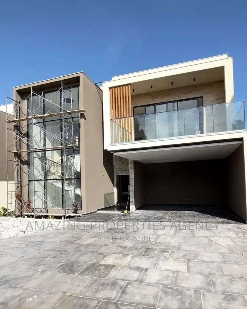 4bdrm House in East Legon for sale in East Legon
