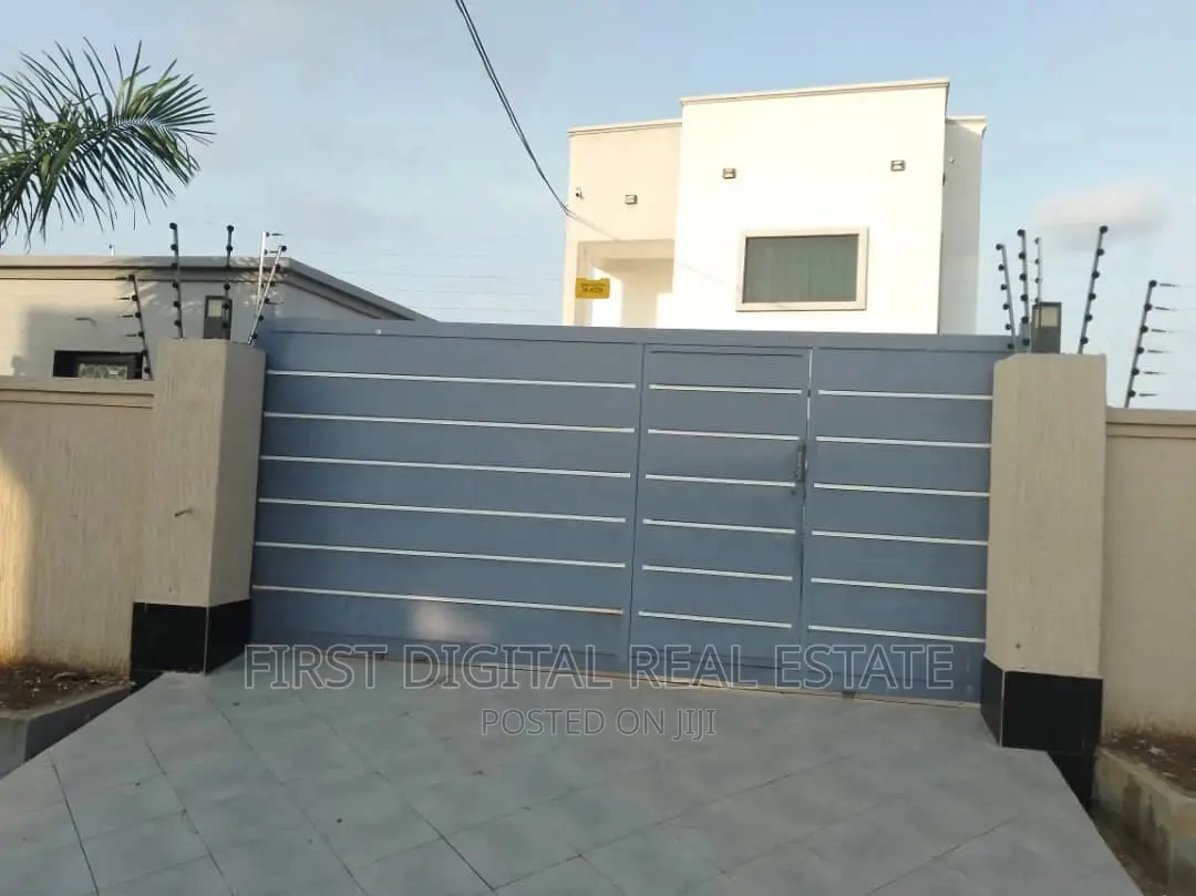 Swimming Pool House for Sale, Kasoa Ottamens Rock City in Kasoa