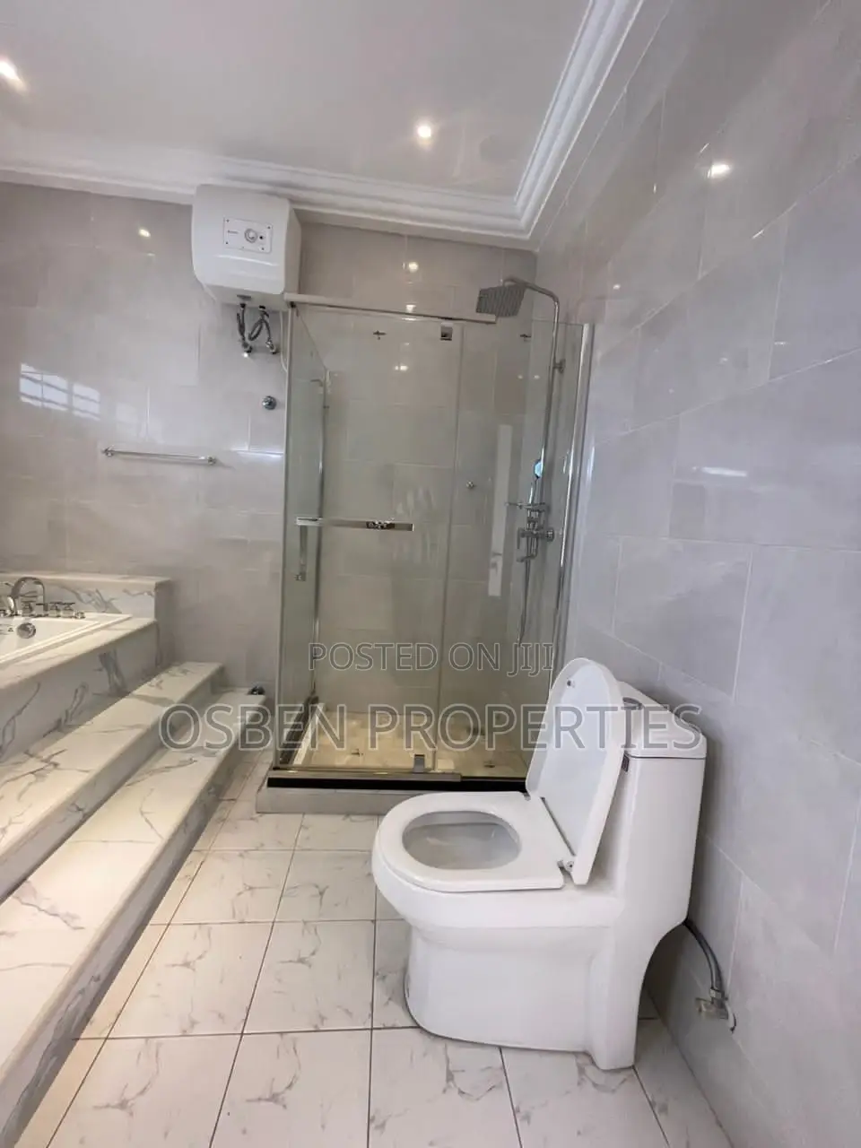 3bdrm Duplex in Pleasant Properties, East Legon for rent in East Legon