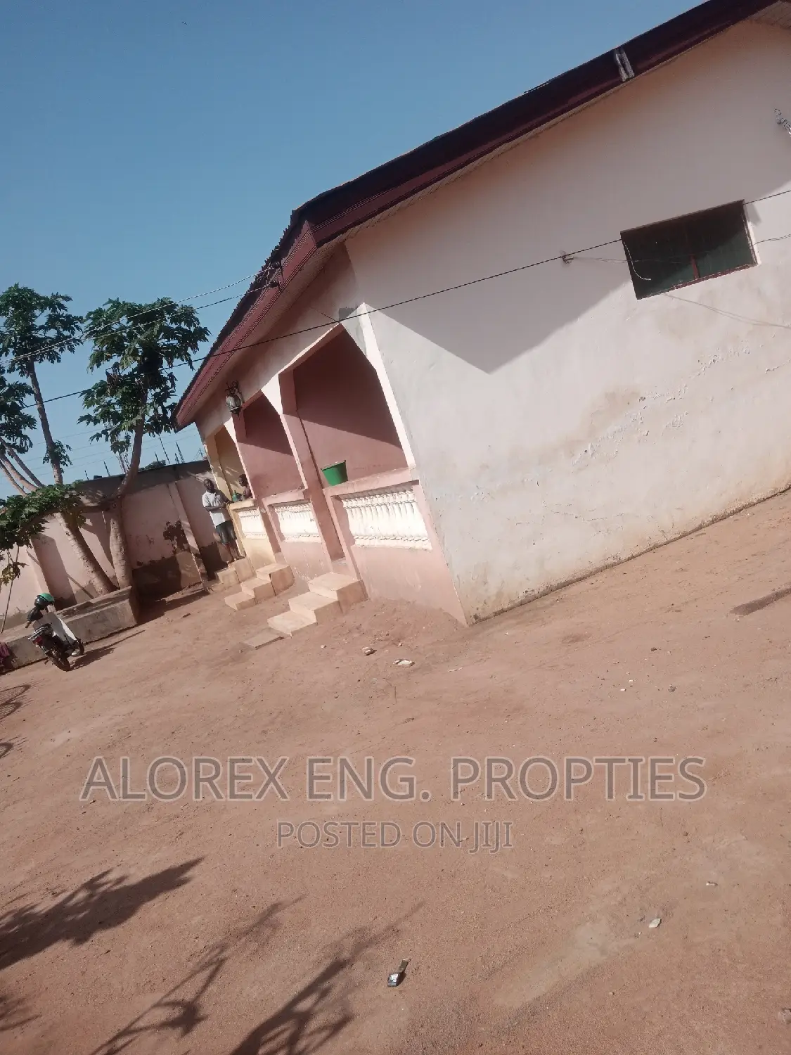 3bdrm House in Teiman Station, Oyarifa for sale in Oyarifa