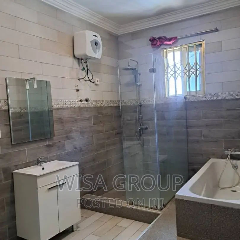 4bdrm Duplex in Wisa Groups, Accra Metropolitan for rent in Accra Metropolitan